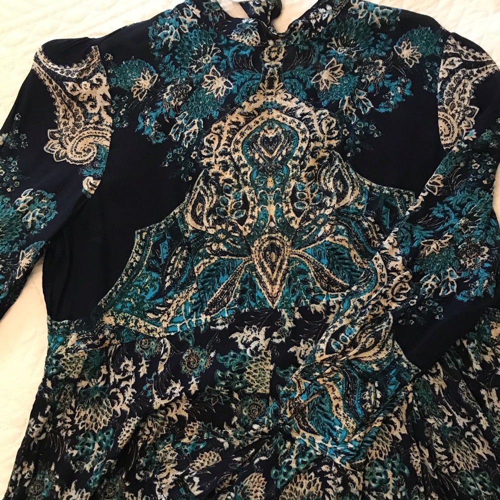 Free People Dress w/ Cut out Back, Large